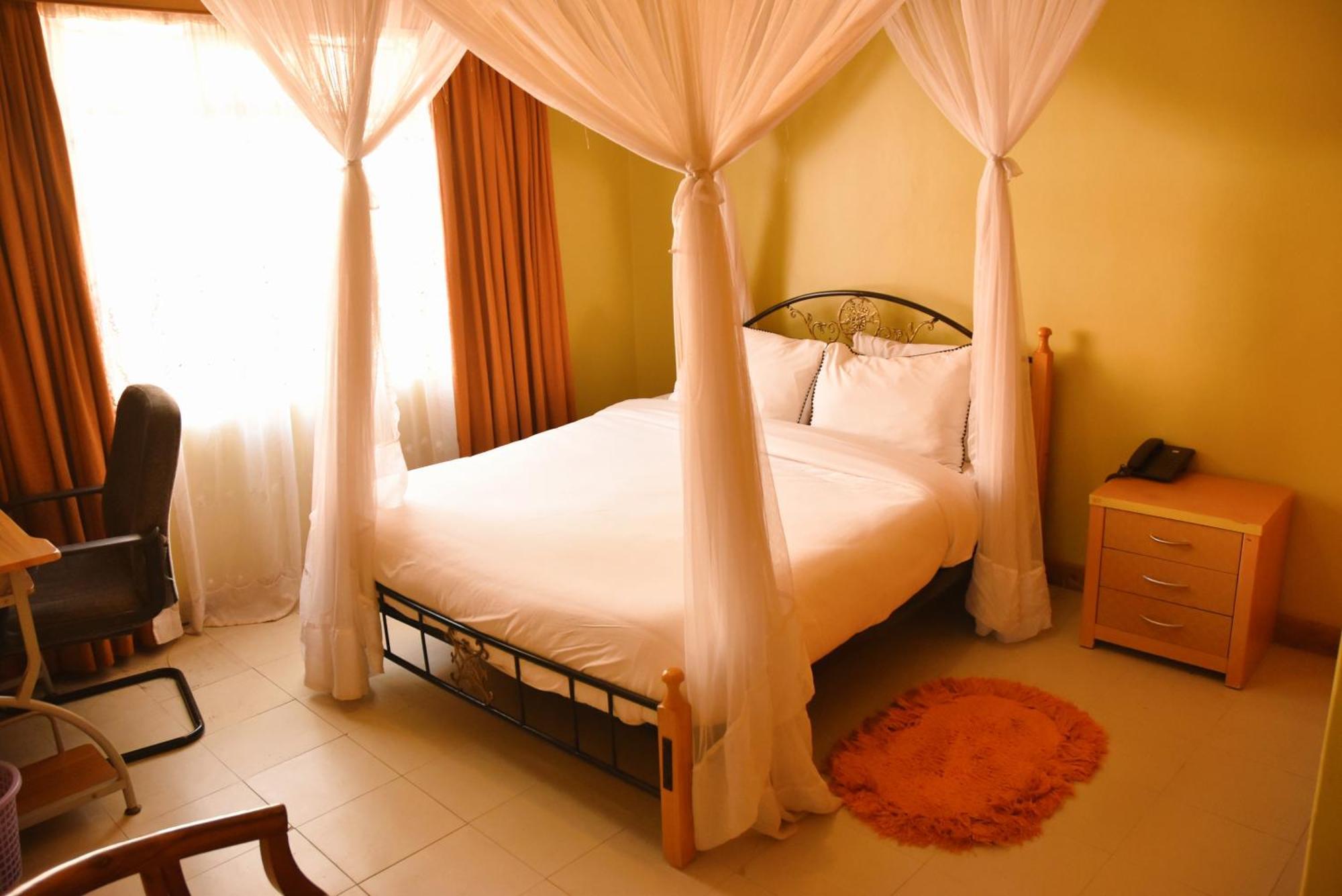 Wagon Wheel Hotel Eldoret Ngoại thất bức ảnh
