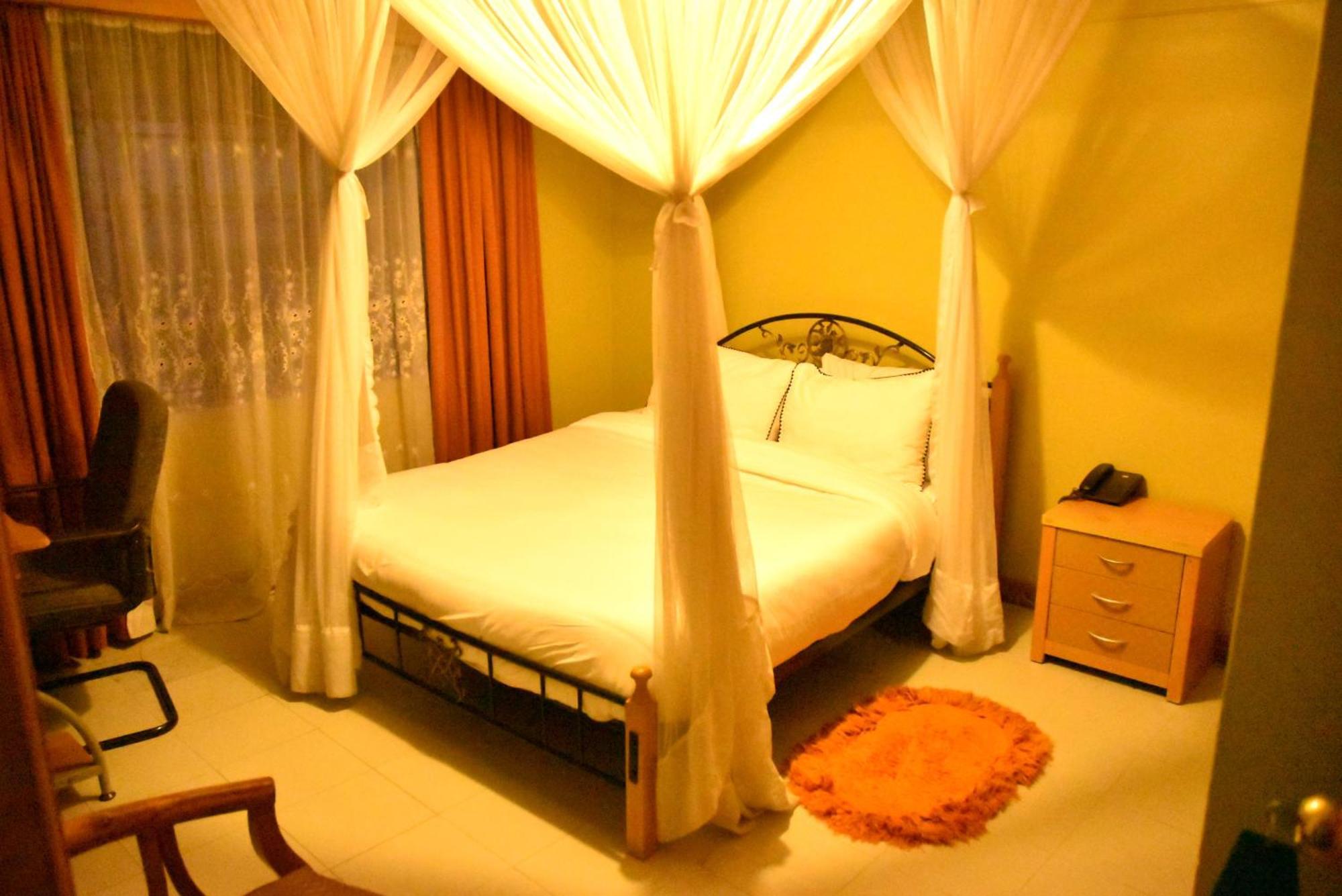Wagon Wheel Hotel Eldoret Ngoại thất bức ảnh