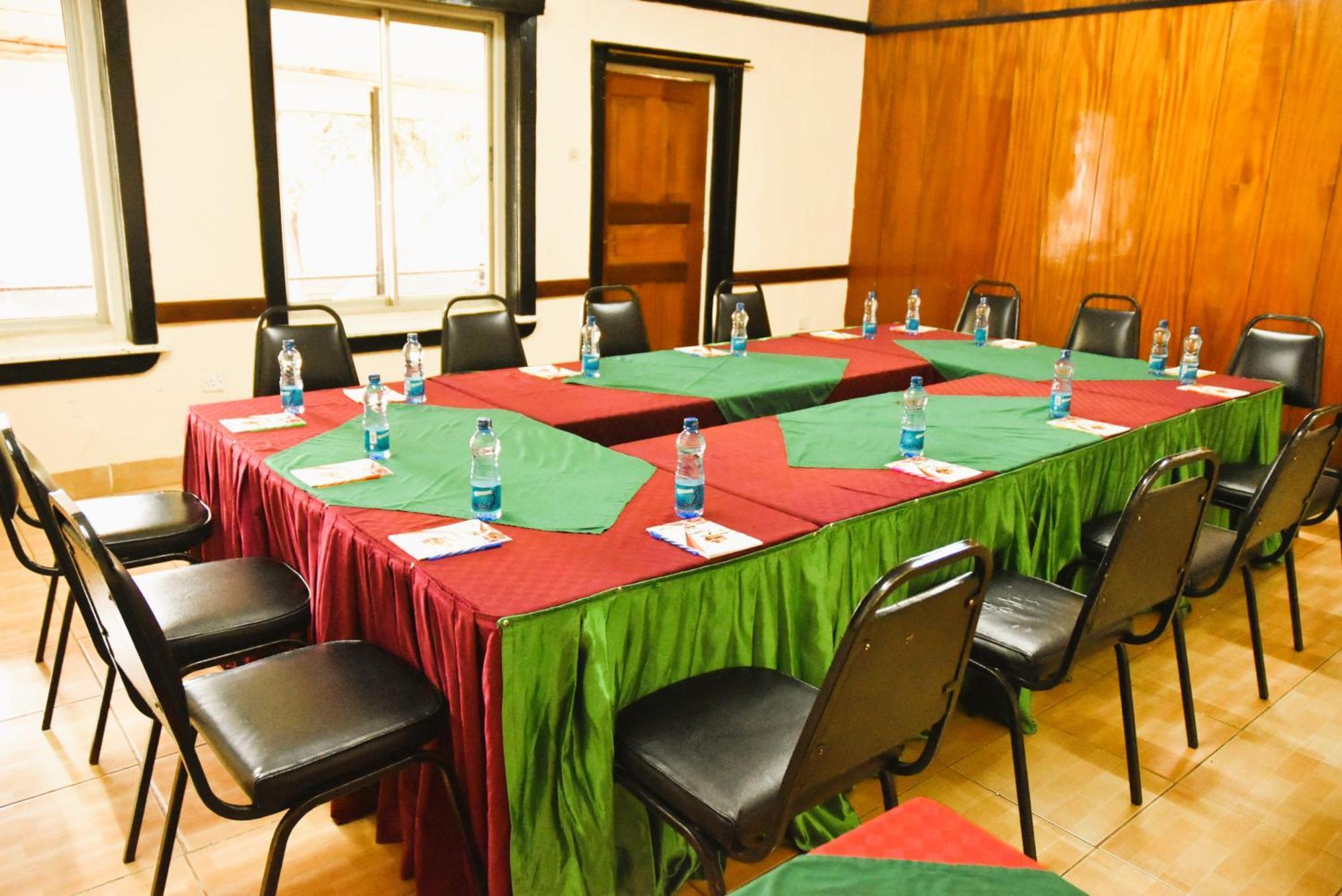 Wagon Wheel Hotel Eldoret Ngoại thất bức ảnh