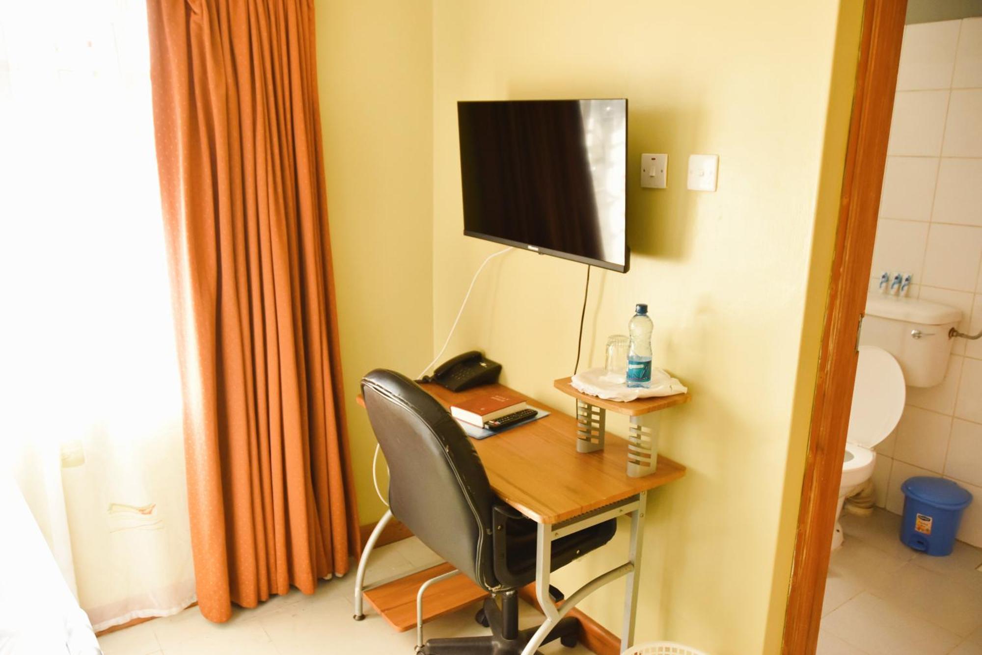 Wagon Wheel Hotel Eldoret Ngoại thất bức ảnh