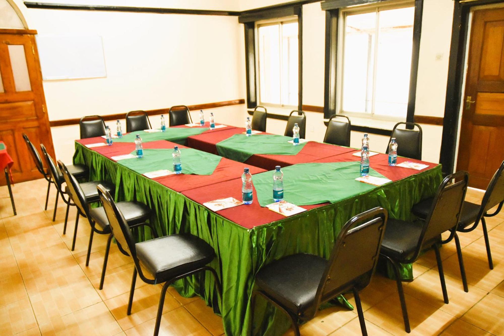 Wagon Wheel Hotel Eldoret Ngoại thất bức ảnh